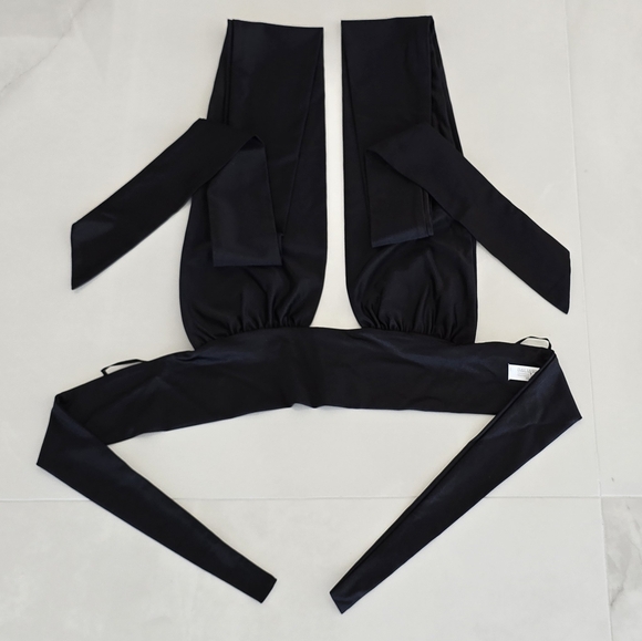 Balia 8-Way Wrap Top - Black - OS - Picture 8 of 9